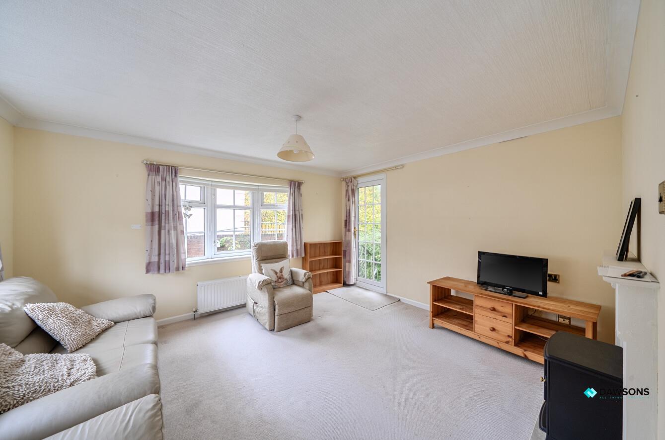 Mill Gardens, Blackpill, Swansea, SA3 5AY